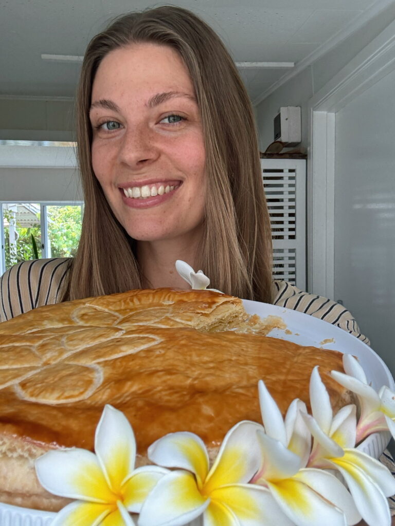 Jasmin holding Galette des rois